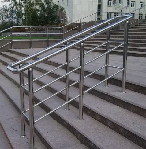 Поручень для лестницы из нержавейки